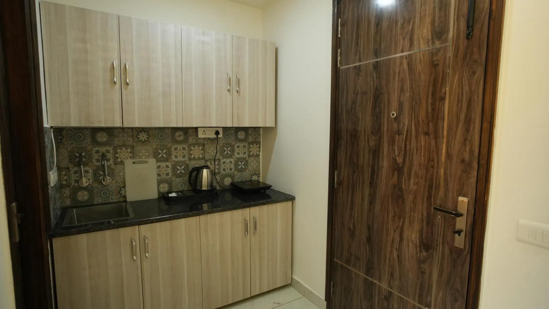 The Empire Corporate Studio Hotel Sector 43 ,Golf Course Road , One Horizon Center Gurgaon India